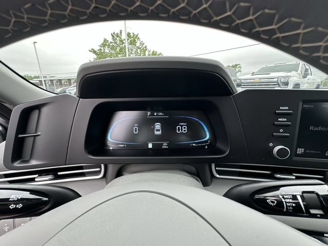 New 2026 Hyundai Elantra SEL Sport Premium FWD image 16