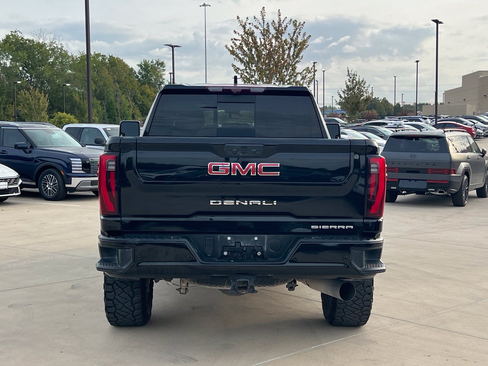 Used 2024 GMC Sierra 2500 Denali w/ Denali Reserve Package AWD/4WD image 23