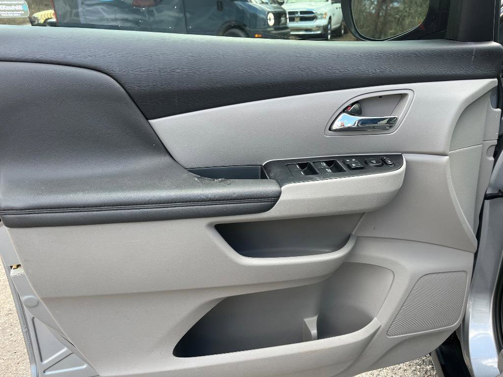 Used 2016 Honda Odyssey EX-L image 22
