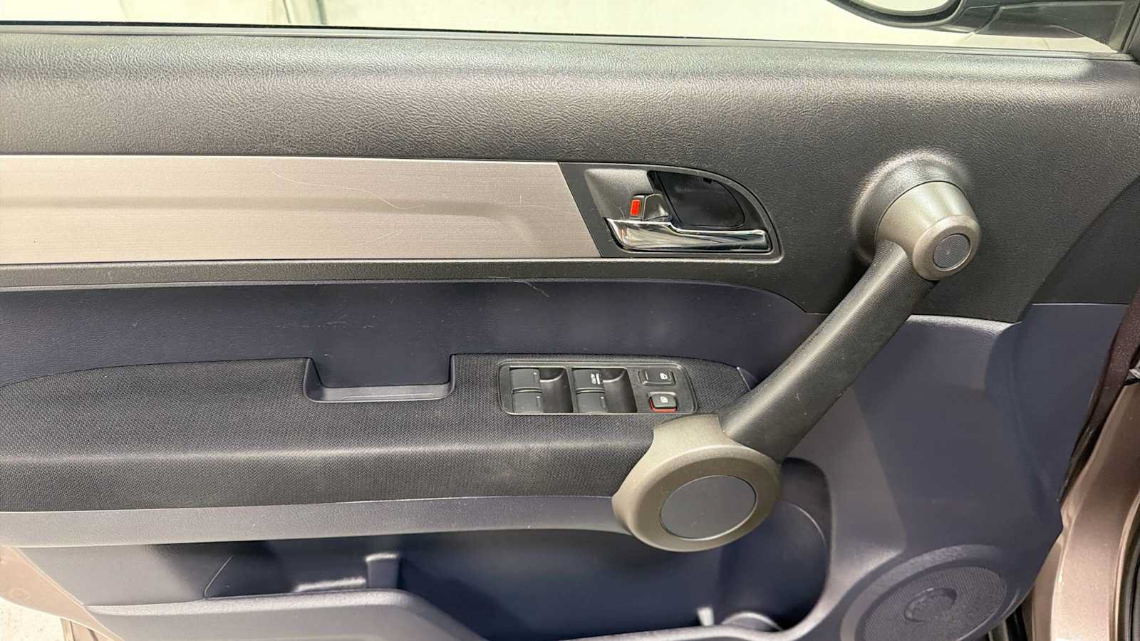 Used 2011 Honda CR-V EX image 15