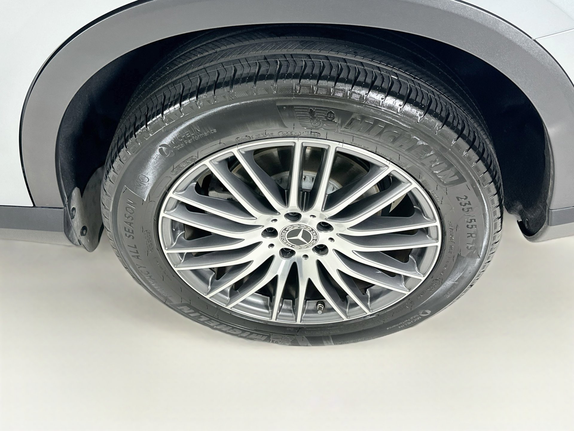 Used 2026 Mercedes-Benz GLC 300 image 33