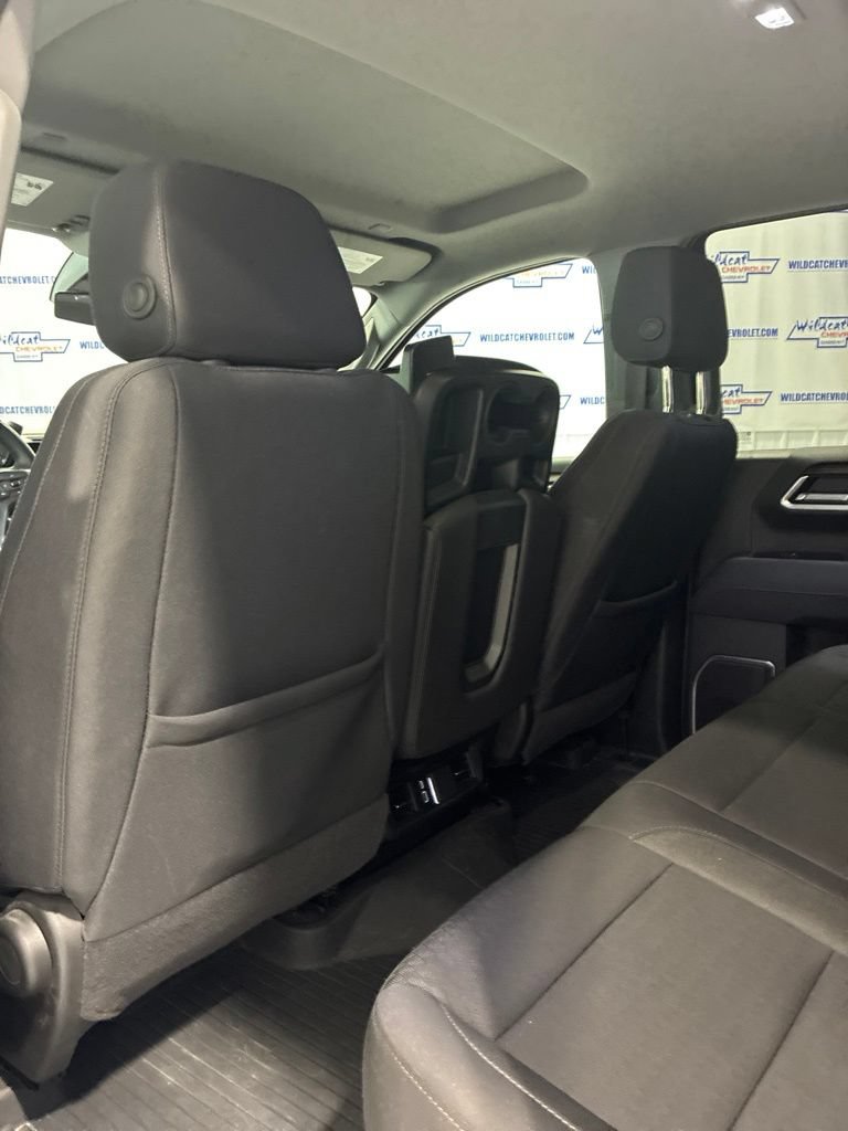 Used 2025 Chevrolet Silverado 1500 LT AWD/4WD image 31
