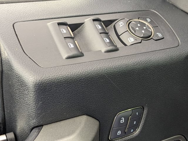 Used 2018 Ford F150 Raptor w/ Equipment Group 802A Luxury AWD/4WD image 11