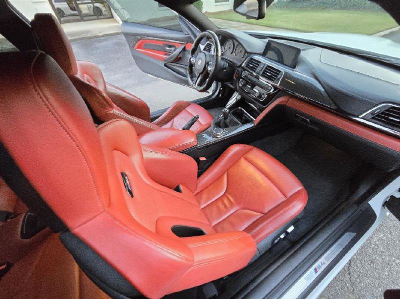 Used 2020 BMW M4 Coupe w/ Competition Package image 31