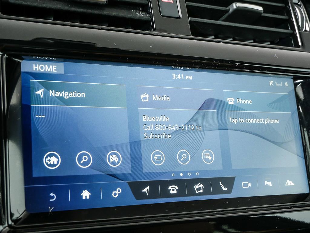 Used 2018 Land Rover Discovery HSE image 14