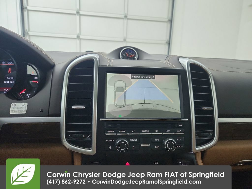 Used 2014 Porsche Cayenne Diesel AWD/4WD image 25