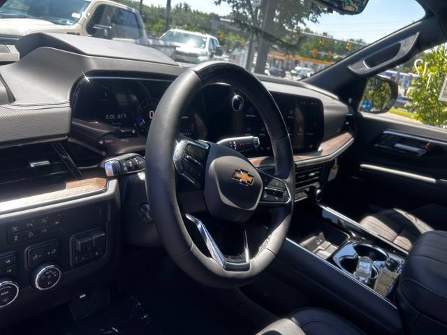 New 2026 Chevrolet Suburban High Country AWD/4WD image 14