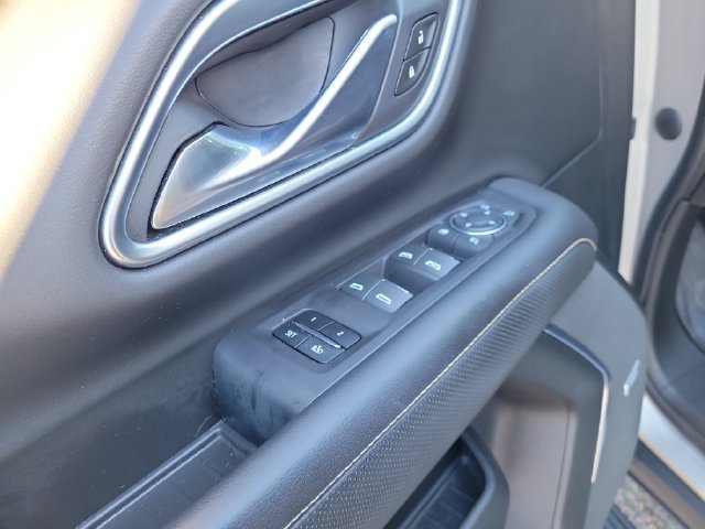 Used 2021 Chevrolet Tahoe Premier w/ Premium Package RWD image 18