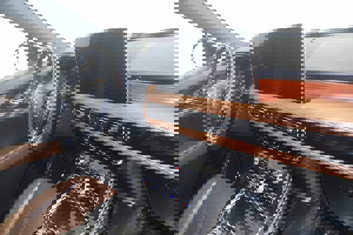 Used 2022 Lincoln Nautilus Reserve AWD/4WD image 42