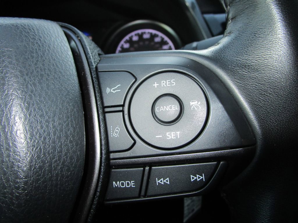 Used 2024 Toyota Camry SE image 27