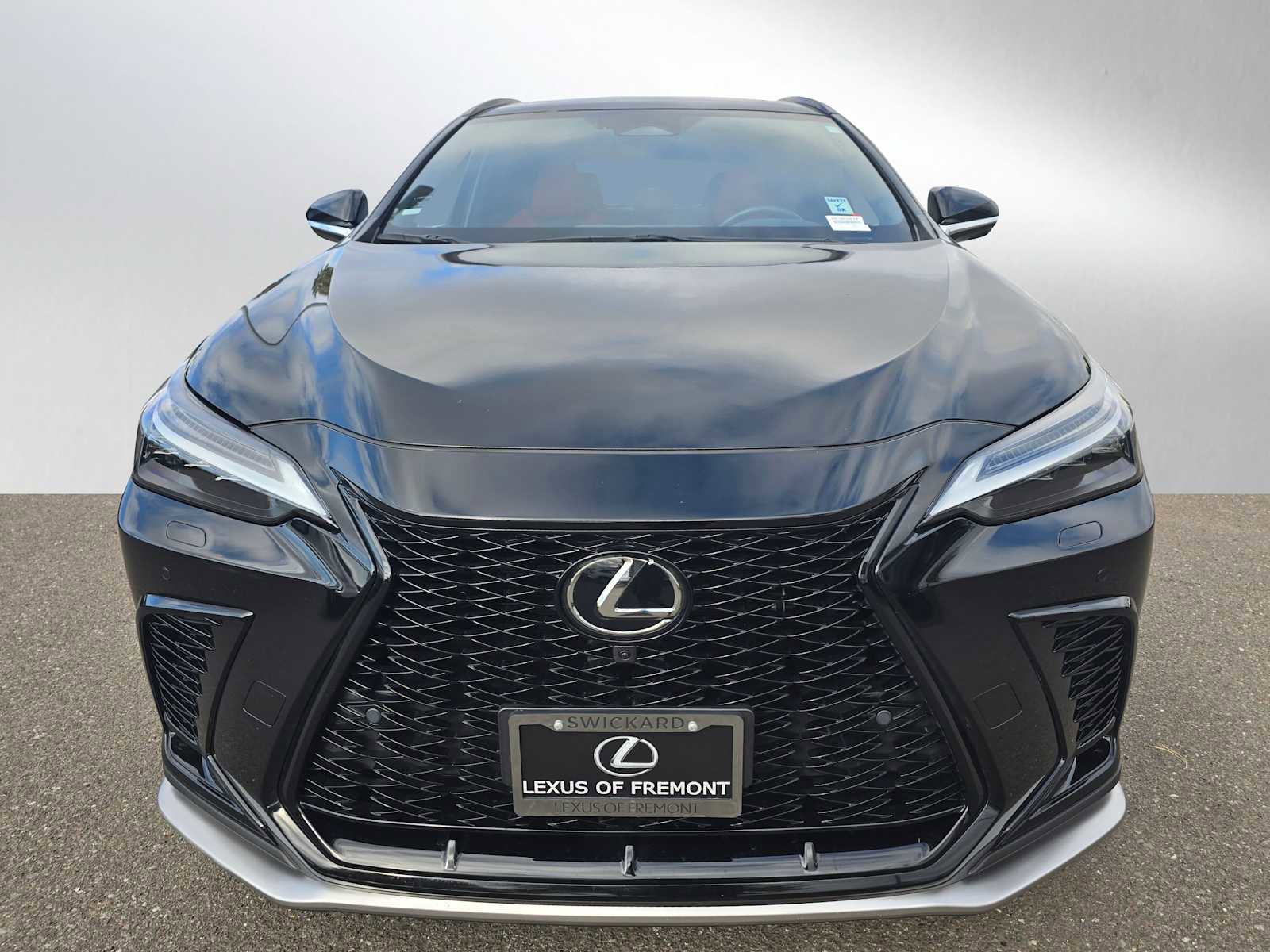 Used 2024 Lexus NX 450h+ F Sport image 2