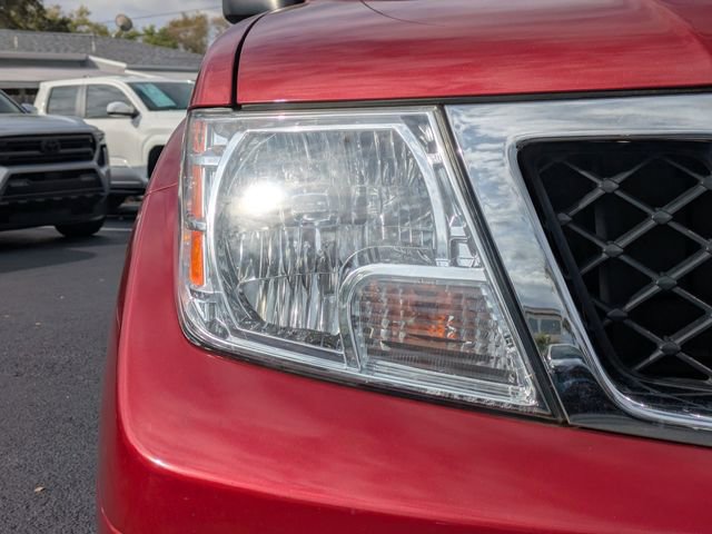 Used 2020 Nissan Frontier SV image 10