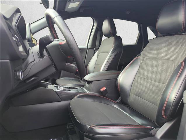 Used 2024 Ford Escape ST-Line w/ Cold Weather Package image 18