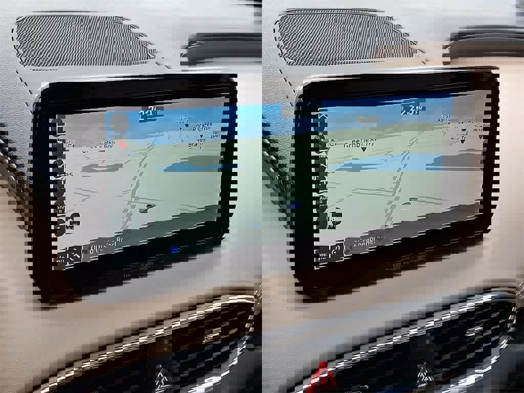 Used 2021 Hyundai Santa Fe Limited image 18