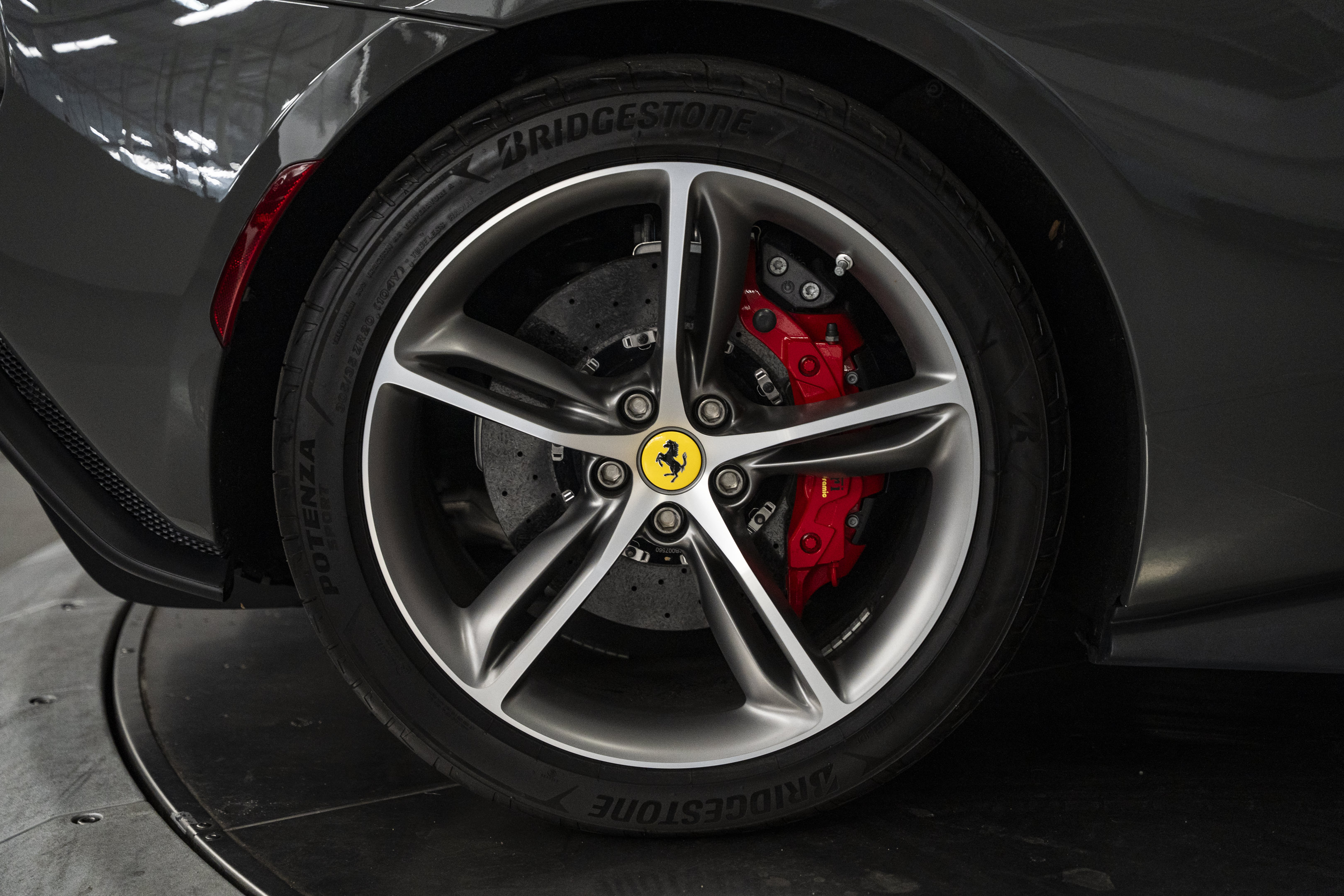 Used 2025 Ferrari 296 GTB RWD image 10