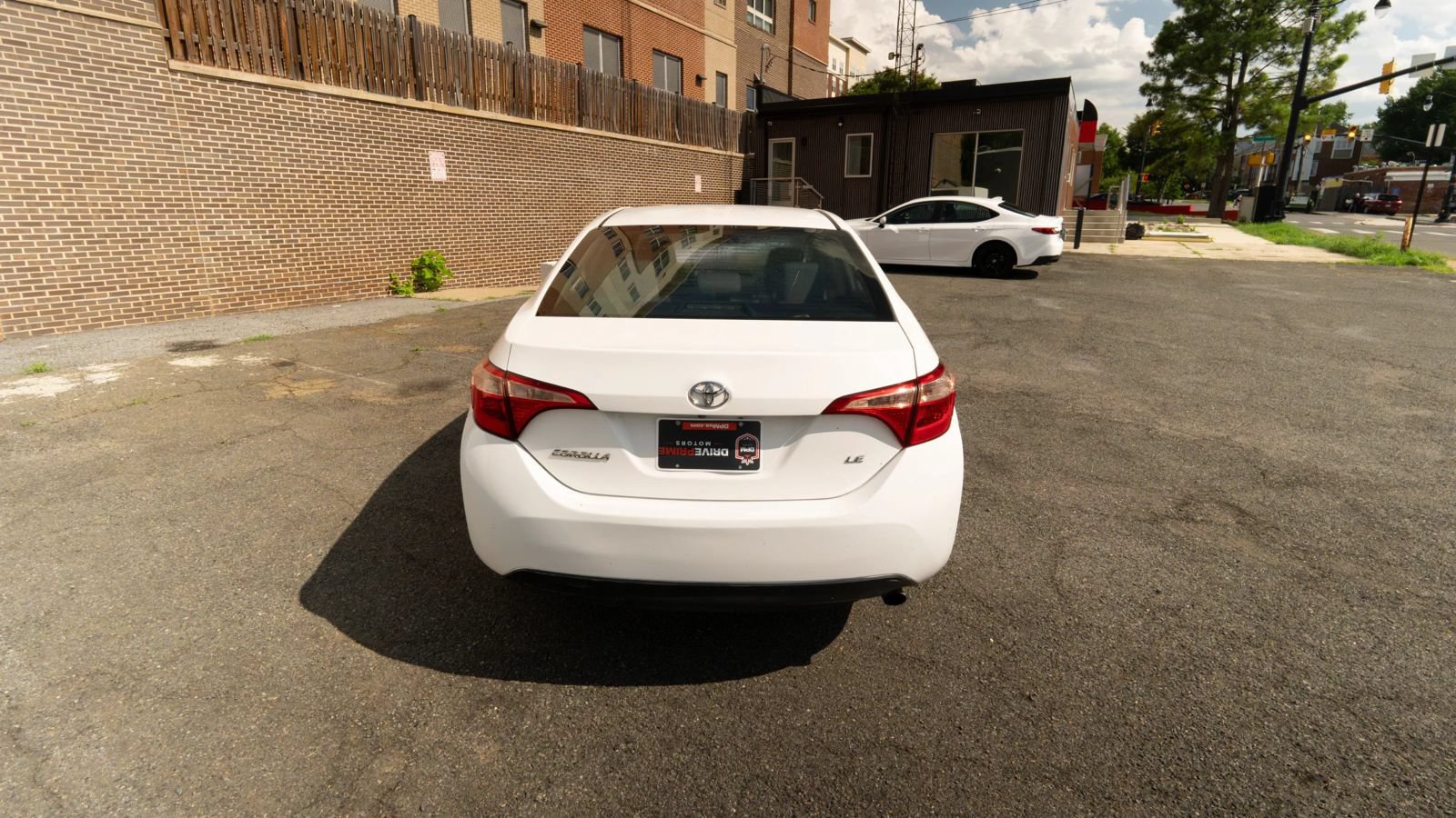 Used 2019 Toyota Corolla LE FWD image 4