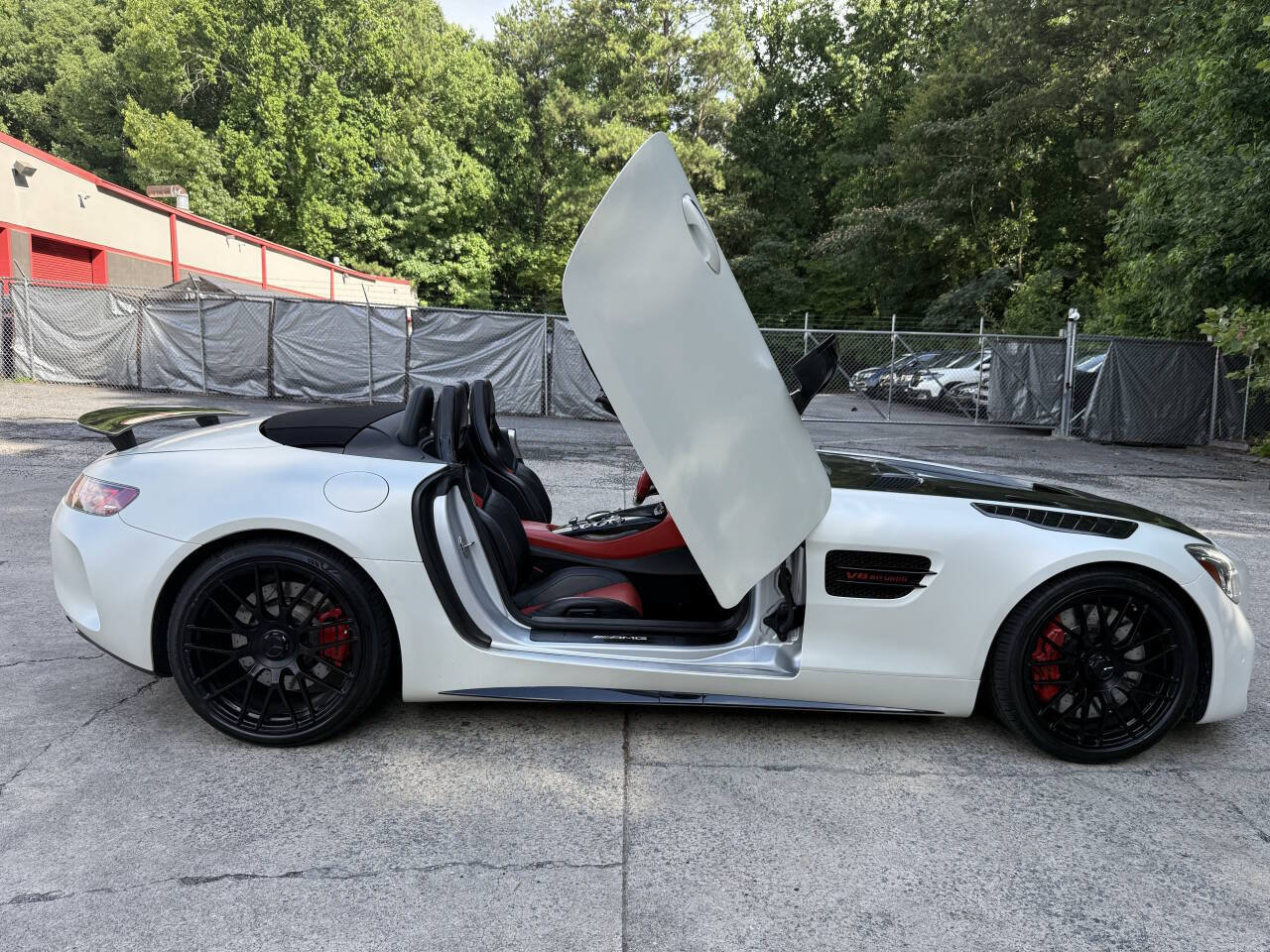 Used 2018 Mercedes-Benz AMG GT C image 2