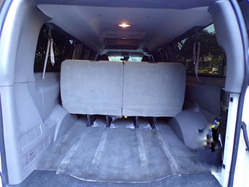 Used 2019 Chevrolet Express 3500 LT w/ LT Preferred Equipment Group RWD image 30