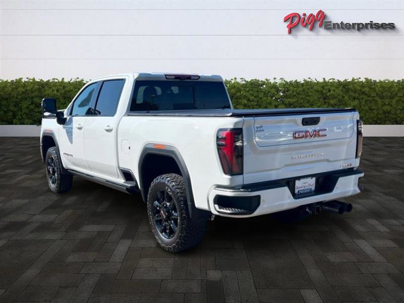 Used 2025 GMC Sierra 2500 AT4 w/ AT4 Premium Plus Package image 3