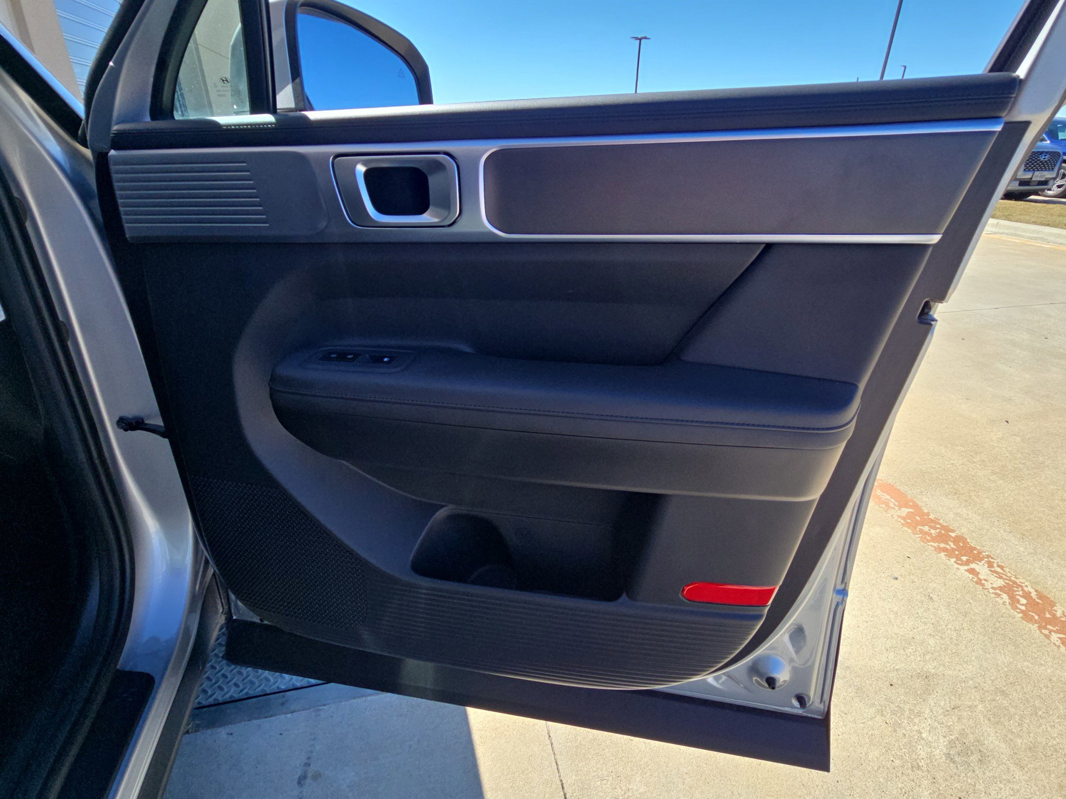 Used 2025 Hyundai Santa Fe SEL image 29