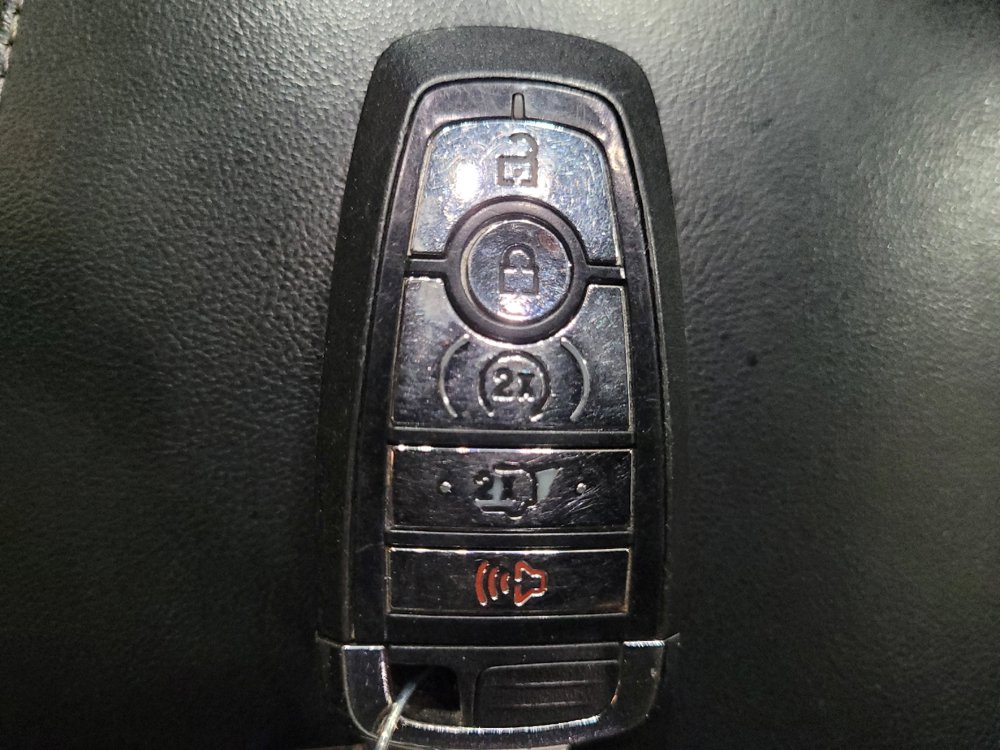 Used 2022 Lincoln Corsair AWD w/ Equipment Group 101A image 32