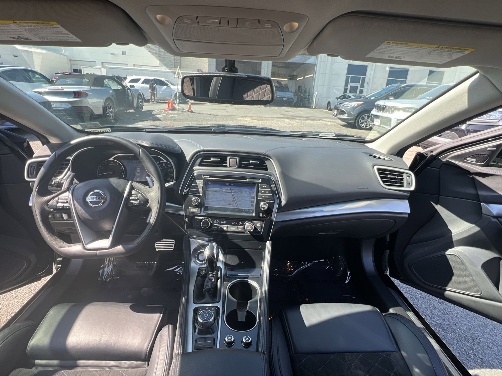 Used 2017 Nissan Maxima SR w/ Midnight Edition image 23