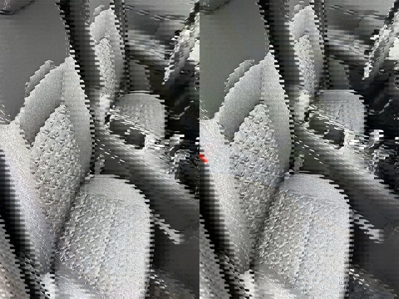 New 2026 Nissan Kicks SV image 12