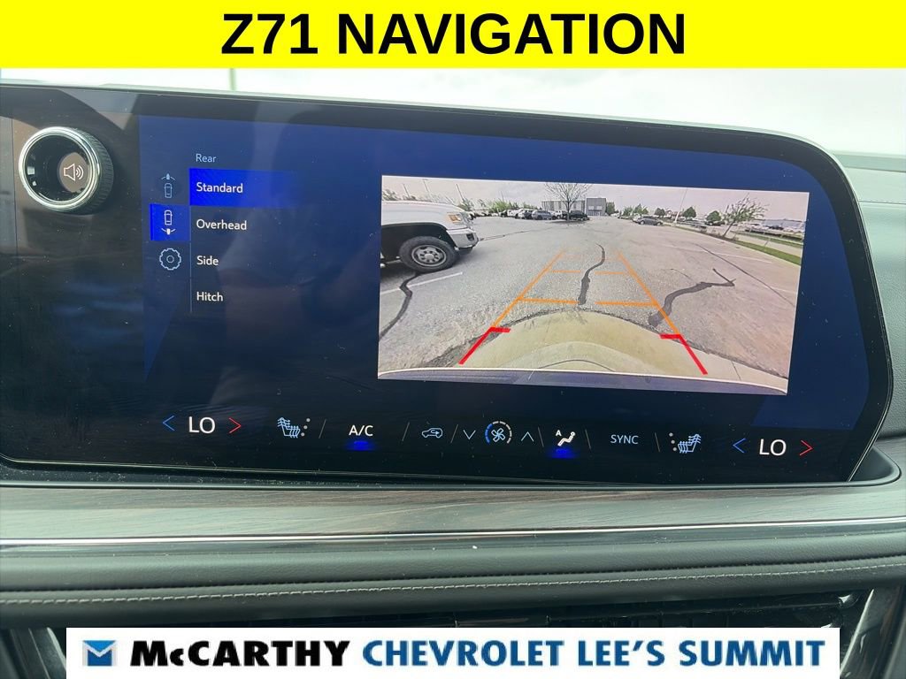 Used 2025 Chevrolet Suburban Z71 AWD/4WD image 10