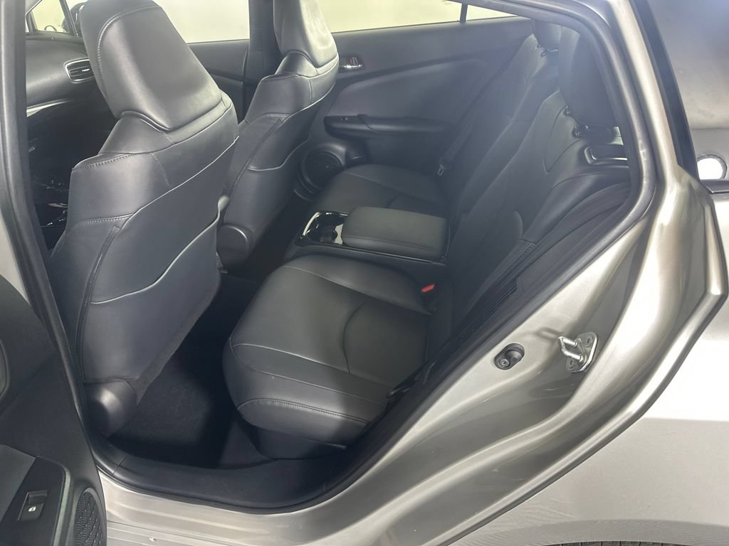Used 2017 Toyota Prius Prime Advanced FWD image 20