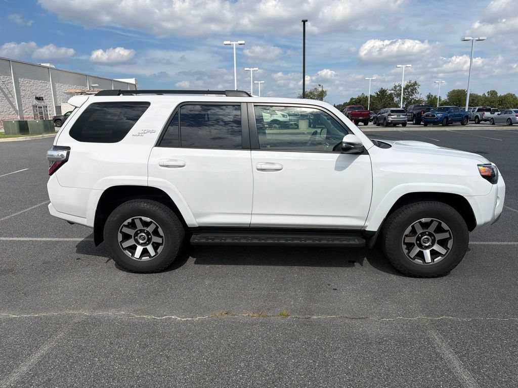 Used 2019 Toyota 4Runner TRD Off-Road Premium AWD/4WD image 7