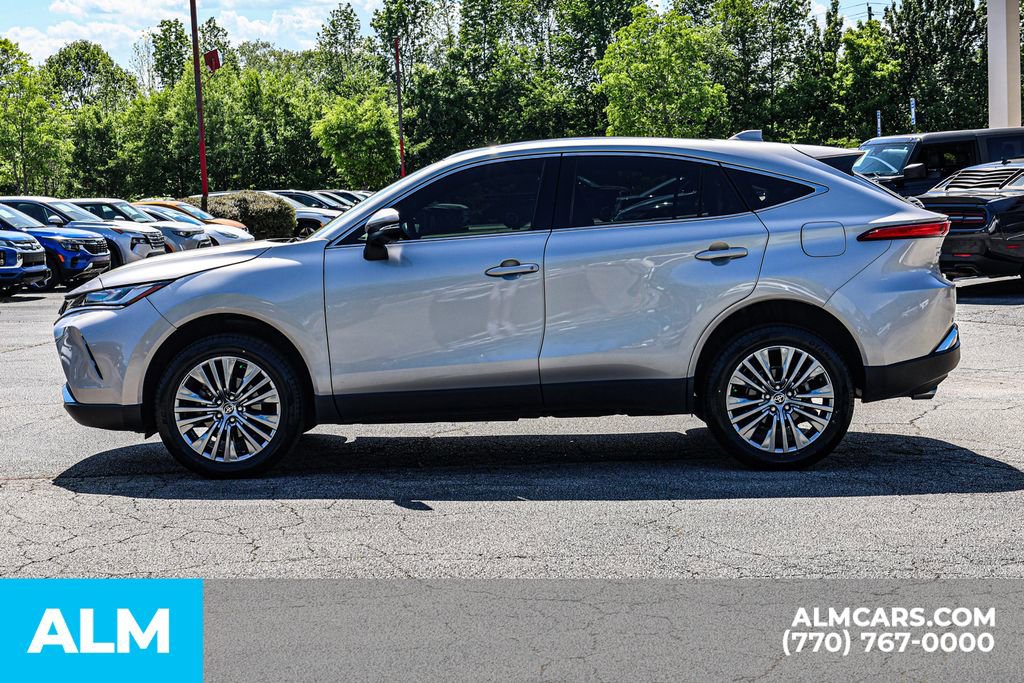 Used 2022 Toyota Venza Limited AWD/4WD image 9