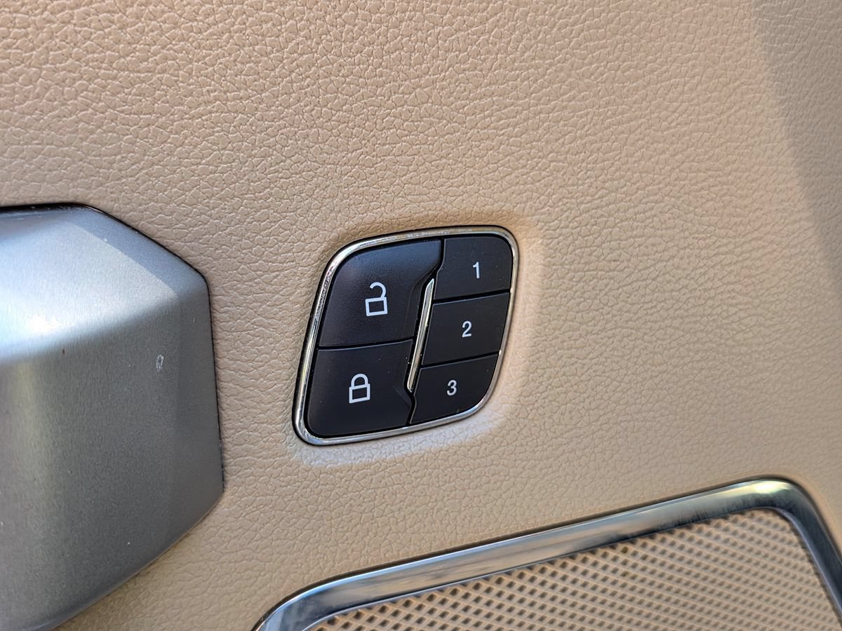 Used 2019 Ford F150 Lariat AWD/4WD image 30