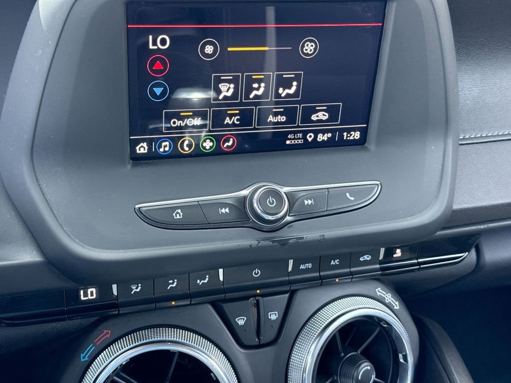 Used 2022 Chevrolet Camaro LT RWD image 19