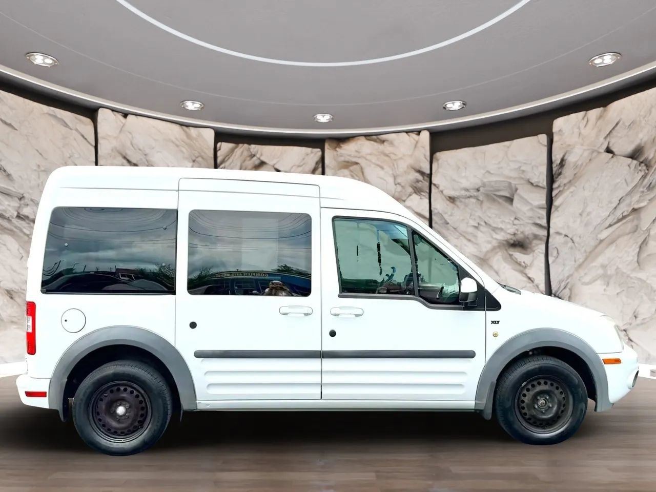 Used 2011 Ford Transit Connect XLT Premium FWD image 8