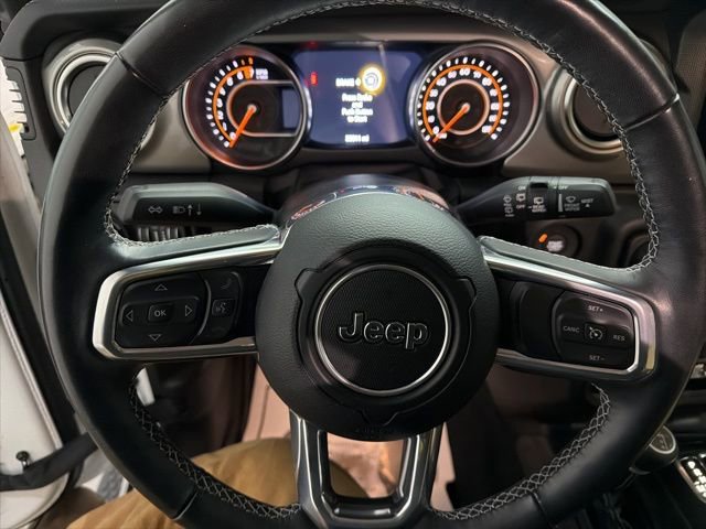 Used 2022 Jeep Wrangler Unlimited Sahara w/ Cold Weather Group image 11