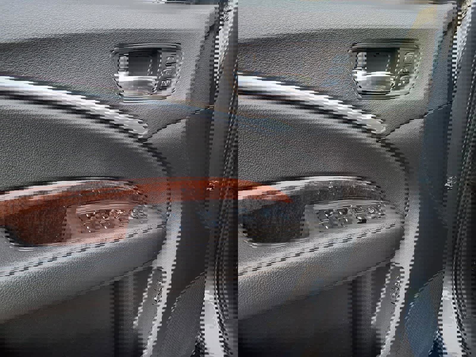 Used 2019 Acura MDX SH-AWD image 19