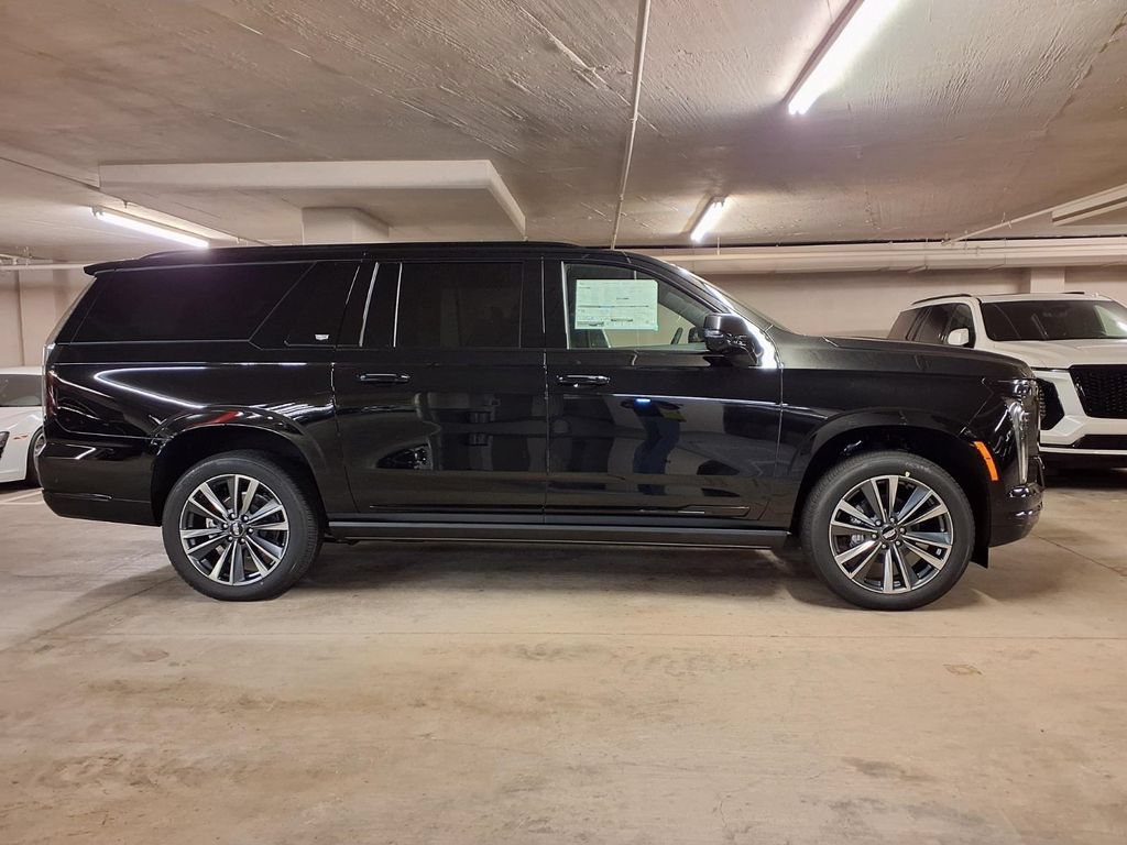 New 2026 Cadillac Escalade ESV Platinum Sport w/ LPO, ONYX Package AWD/4WD image 4