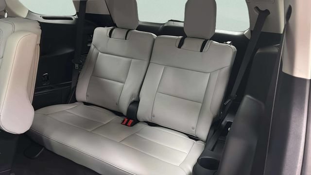 New 2026 Ford Explorer Platinum w/ LUX Leather Package AWD/4WD image 37