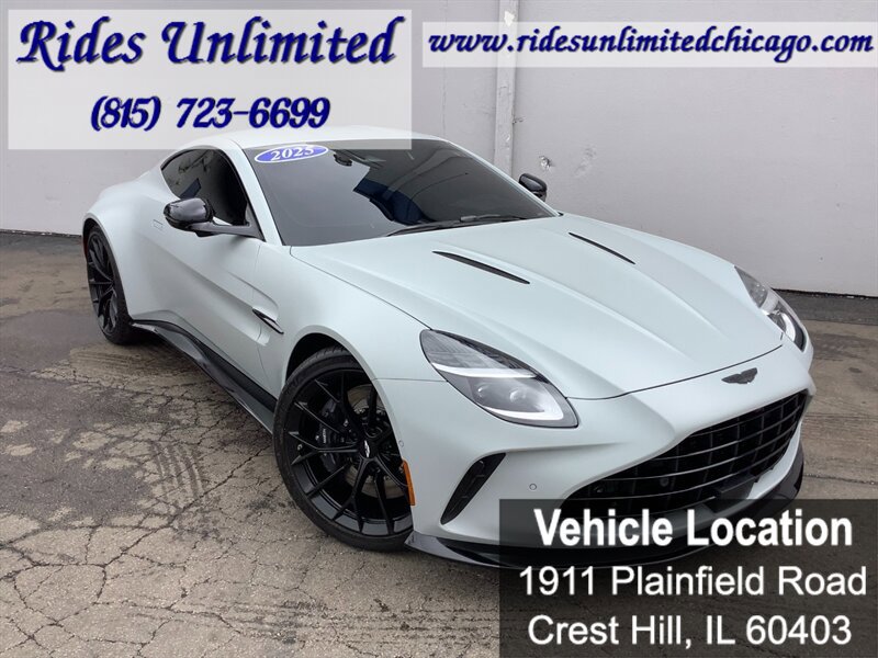 Used 2025 Aston Martin V8 Vantage Coupe image 16