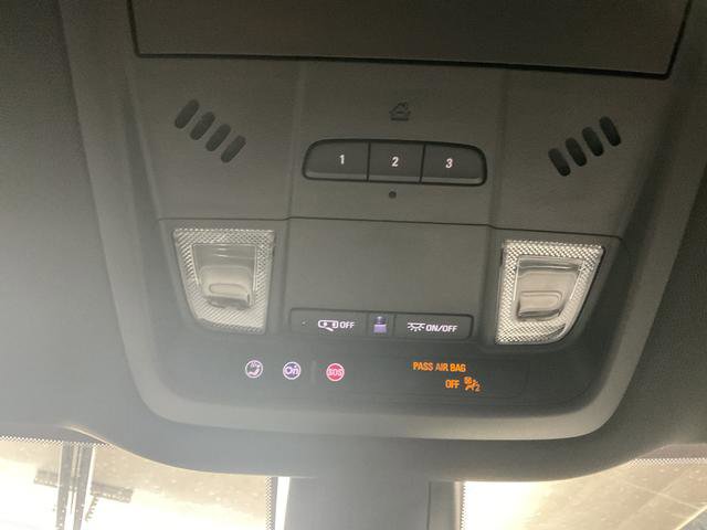 Used 2023 Buick Enclave Essence image 30