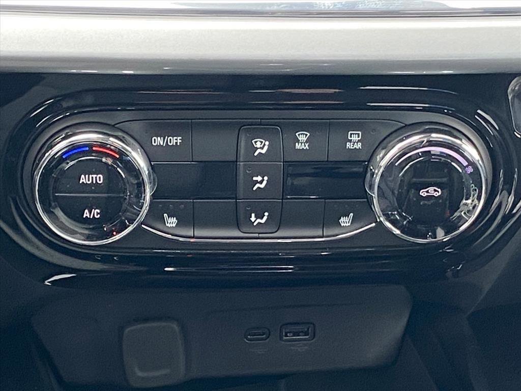 New 2026 Chevrolet Trax LT w/ Driver Confidence Package image 10