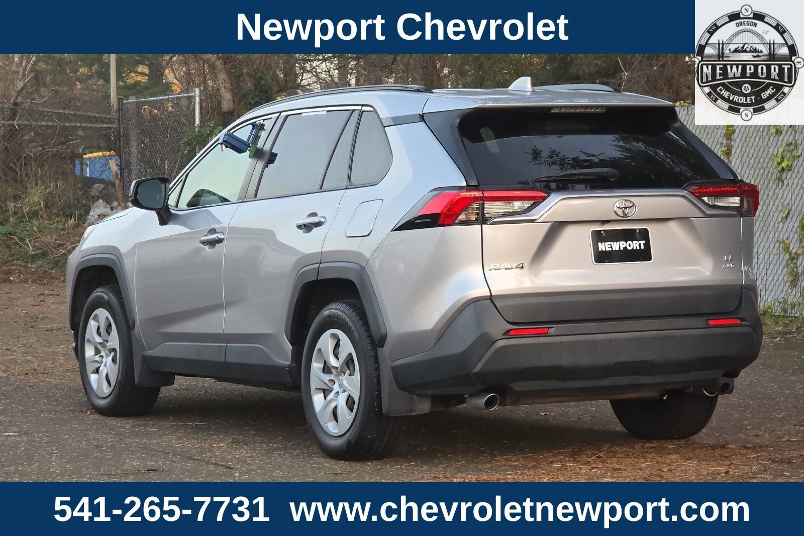 Used 2020 Toyota RAV4 LE image 7