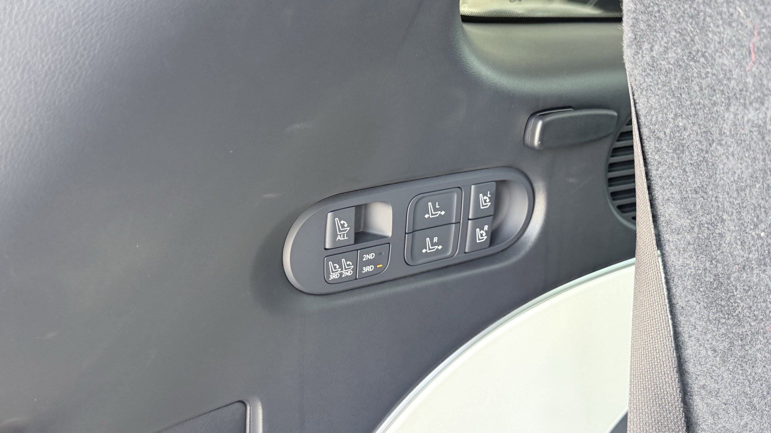 Used 2026 Hyundai Palisade Calligraphy AWD/4WD image 18