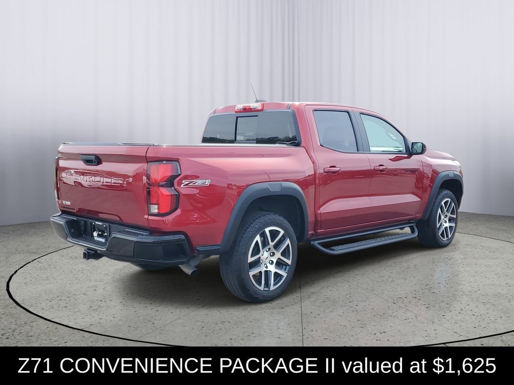 Used 2023 Chevrolet Colorado Z71 w/ Z71 Convenience Package 2 AWD/4WD image 3