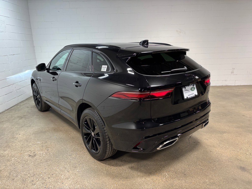 New 2026 Jaguar F-PACE R-Dynamic S image 9