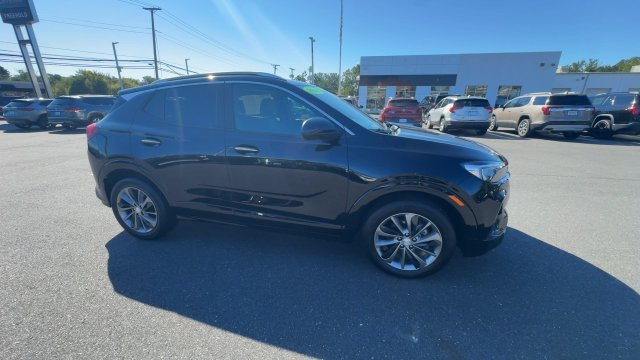Certified 2023 Buick Encore GX Select w/ Sport Touring Package FWD image 9