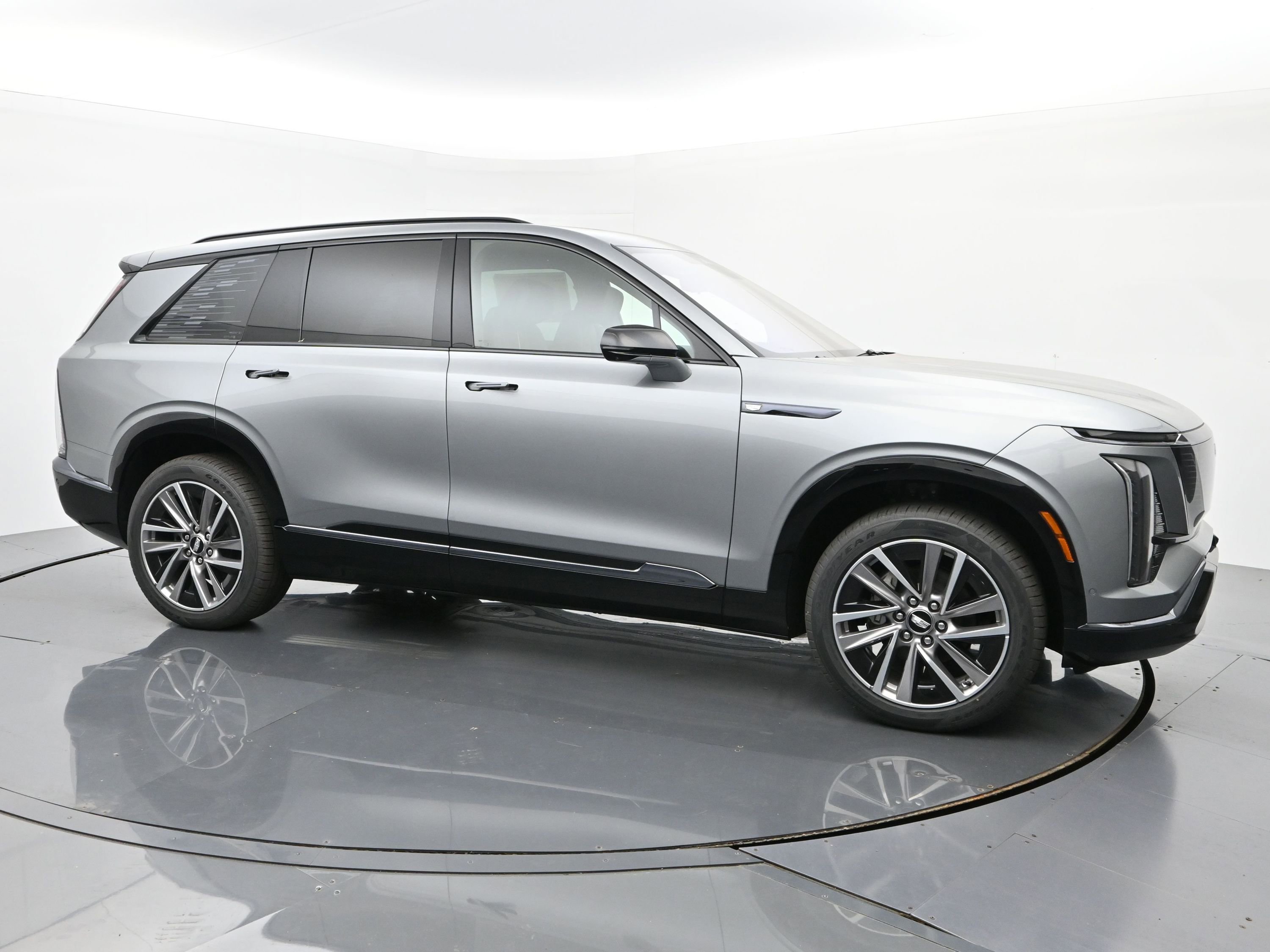 New 2026 Cadillac Vistiq Sport w/ LPO, Floor Liner Package image 7