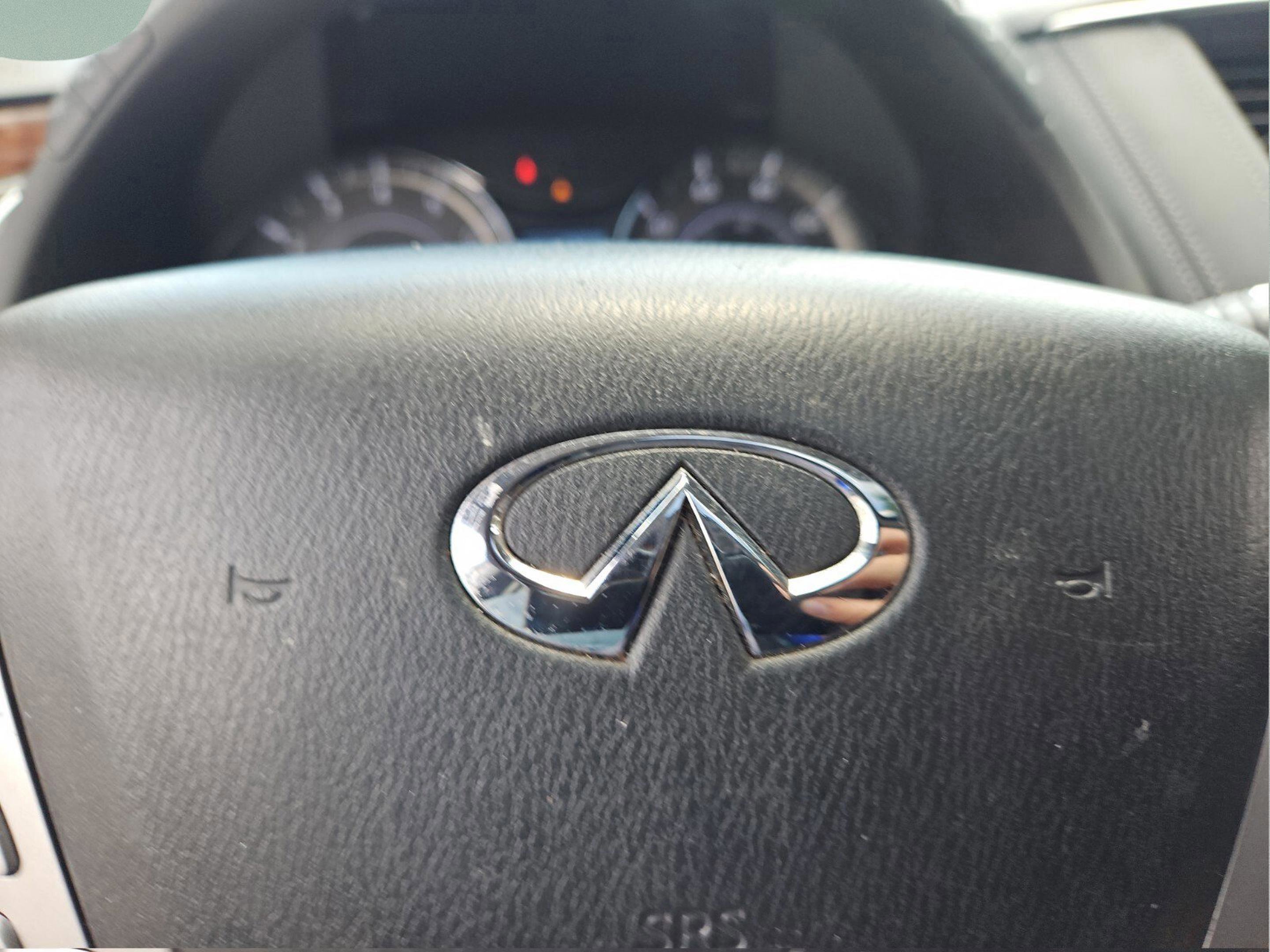 Used 2019 INFINITI QX80 Luxe image 21