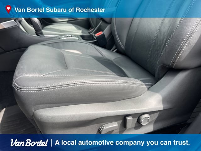 Used 2023 Subaru Forester Limited AWD/4WD image 16