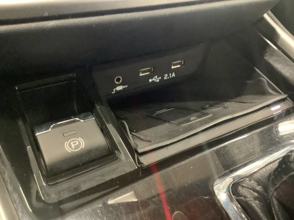 Used 2022 Subaru Outback Premium AWD/4WD image 11
